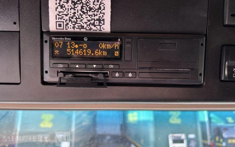 MERCEDES ACTROS 1845 VERT FG-663-DX