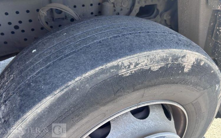 MERCEDES ACTROS 1843 BLANC FG-902-KE