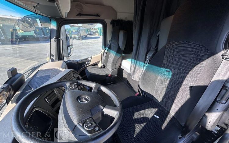 MERCEDES ACTROS 1843 BLANC FG-902-KE
