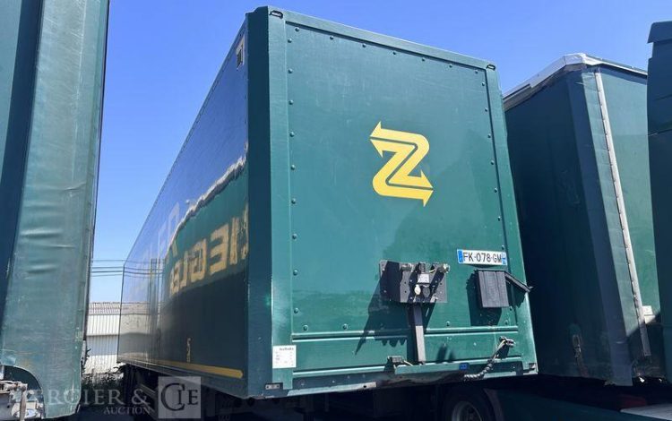 LECITRAILER SREM FOURGON 27T HAYON  3 ESSIEUX VERT FK-078-GM