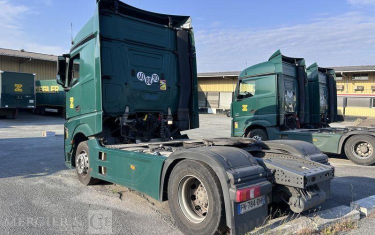 MERCEDES ACTROS 1845 VERT FK-784-DH