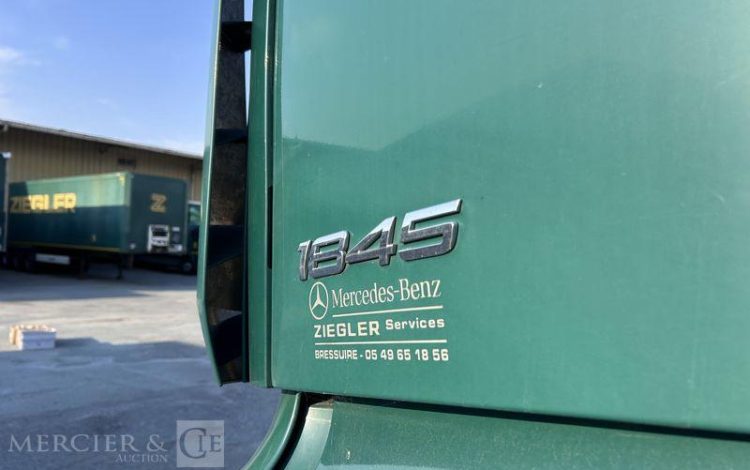 MERCEDES ACTROS 1845 VERT FK-784-DH