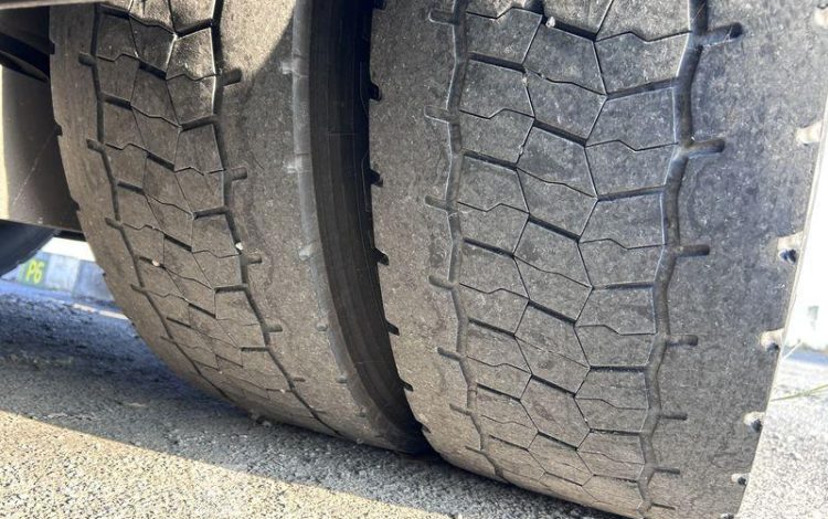 MERCEDES ACTROS 1845 VERT FK-784-DH