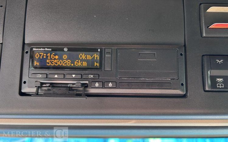 MERCEDES ACTROS 1845 VERT FK-784-DH