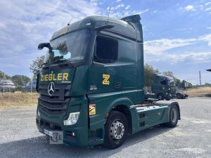 MERCEDES ACTROS 1845 VERT FM-519-KV