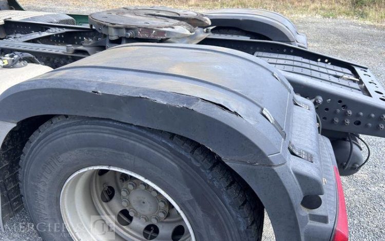 MERCEDES ACTROS 1845 VERT FM-519-KV