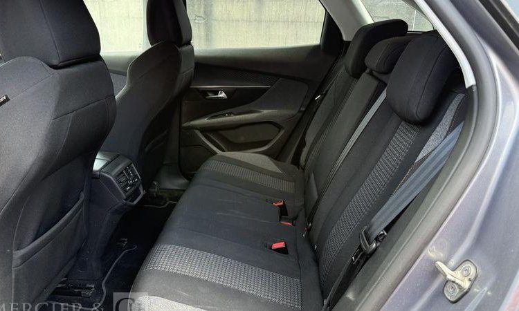 PEUGEOT 3008 GRIS FM-841-ZT