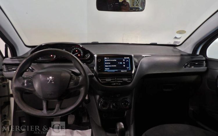 PEUGEOT 208 BLANC FN-143-TB