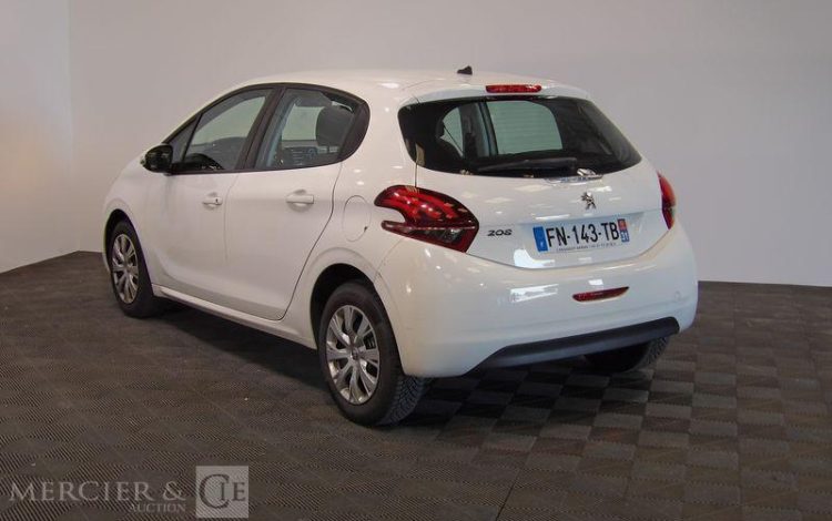 PEUGEOT 208 BLANC FN-143-TB