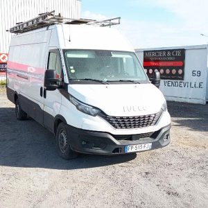 IVECO DAILY 35S16 FOURGON – DIESEL – ANEE 2020 BLANC FP-515-FJ