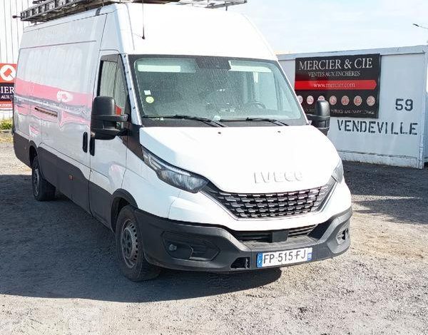 IVECO DAILY 35S16 FOURGON – DIESEL – ANEE 2020 BLANC FP-515-FJ
