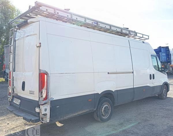 IVECO DAILY 35S16 FOURGON – DIESEL – ANEE 2020 BLANC FP-515-FJ