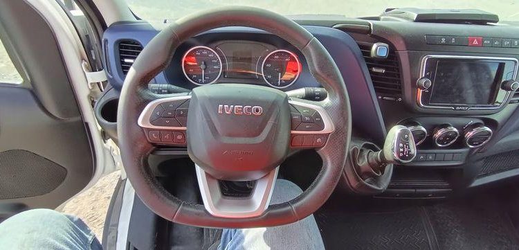 IVECO DAILY 35S16 FOURGON – DIESEL – ANEE 2020 BLANC FP-515-FJ