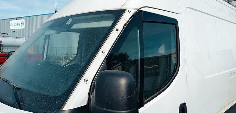 IVECO DAILY 35S16 FOURGON – DIESEL – ANEE 2020 BLANC FP-515-FJ