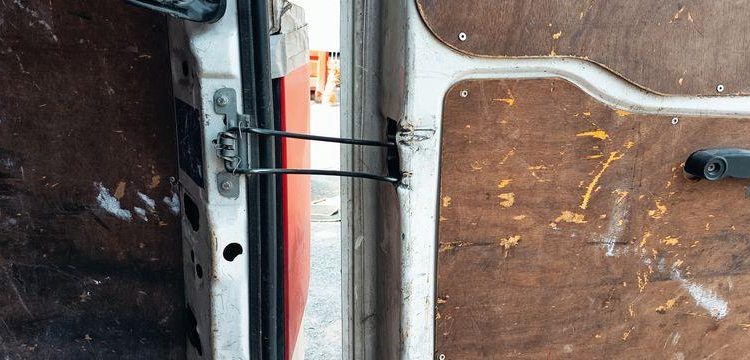 IVECO DAILY 35S16 FOURGON – DIESEL – ANEE 2020 BLANC FP-515-FJ