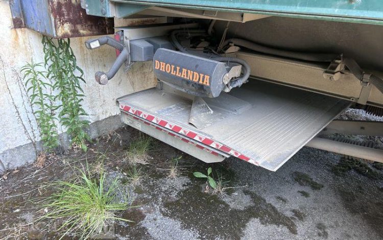 LECITRAILER SREM FOURGON 38T HAYON 3 ESSIEUX VERT FP-632-VM