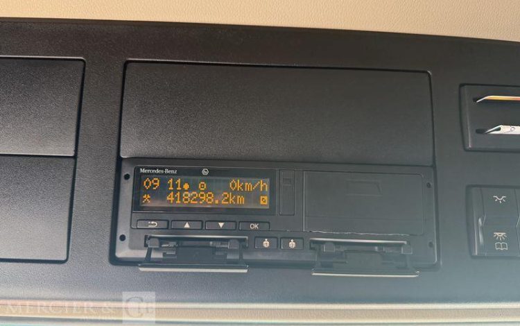MERCEDES ACTROS 1845 VERT FP-674-RH