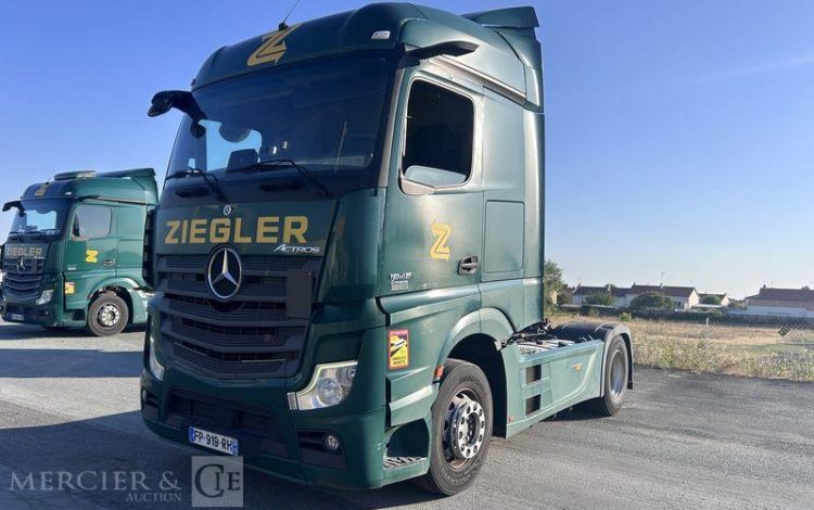 MERCEDES ACTROS 1845 VERT FP-919-RH