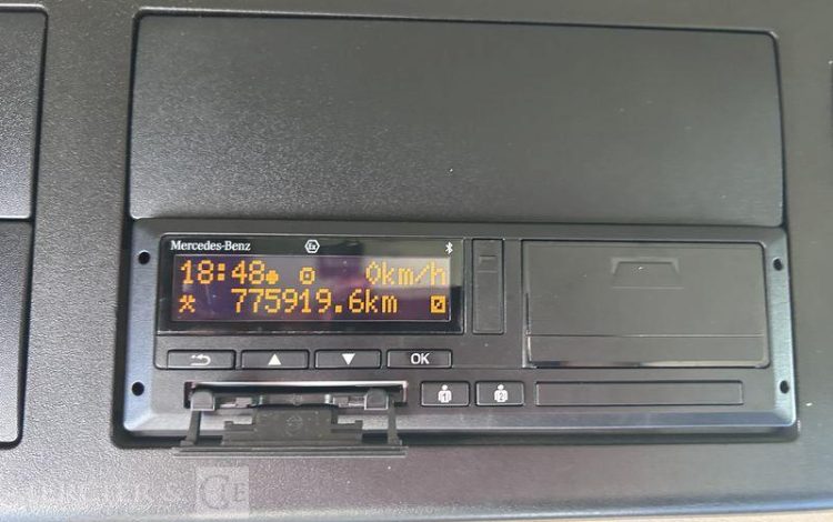MERCEDES ACTROS 1845 VERT FP-919-RH