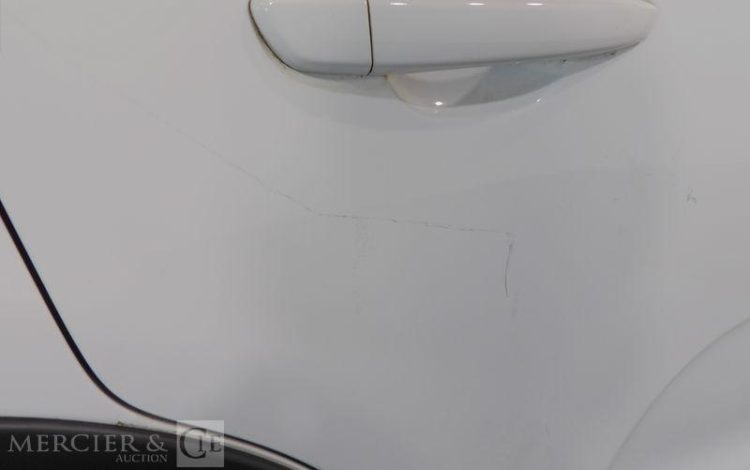 CITROEN C3 BLANC FR-437-JE