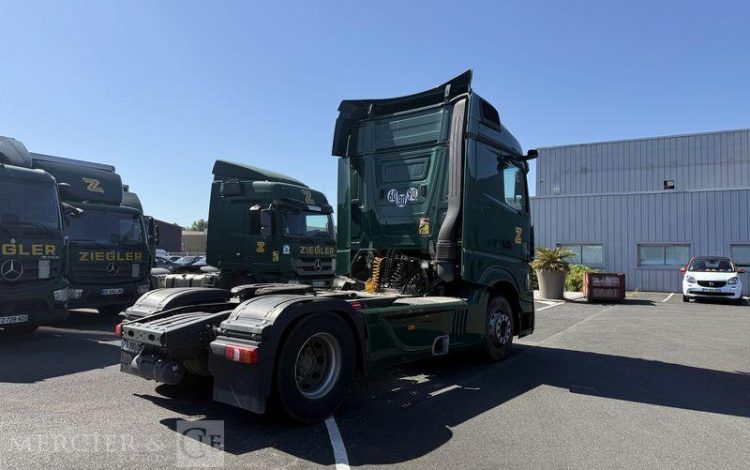 MERCEDES ACTROS 1845 BVA VERT FS-390-PW