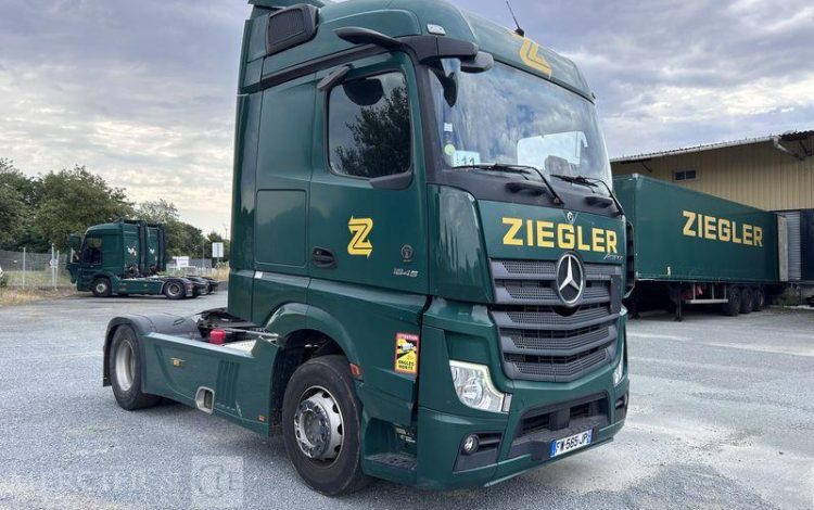 MERCEDES ACTROS 1845 VERT FW-565-JP
