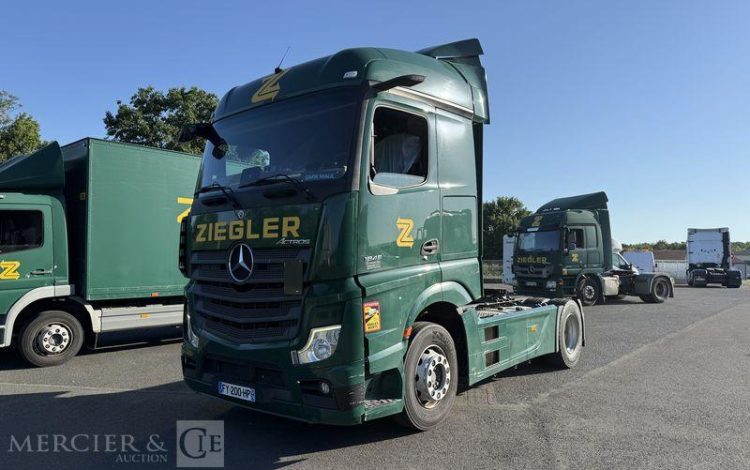 MERCEDES ACTROS 1845 VERT FY-200-HP