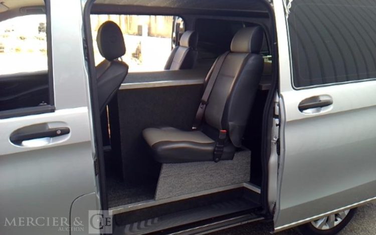 MERCEDES VITO 114 CDI LONG FINITION PRO EQUIPE POMPES FUNEBRES GRIS FY-327-SC