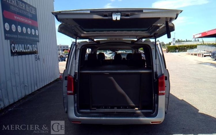 MERCEDES VITO 114 CDI LONG FINITION PRO EQUIPE POMPES FUNEBRES GRIS FY-327-SC