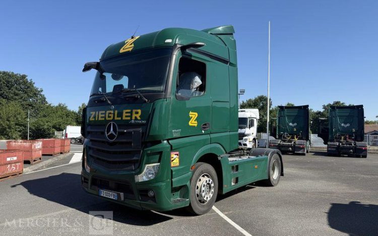 MERCEDES ACTROS 1845 VERT FZ-033-FB