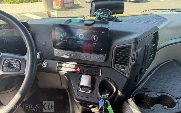 MERCEDES ACTROS 1845 VERT FZ-033-FB