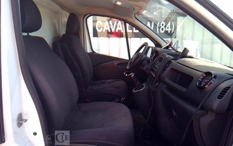 RENAULT TRAFIC NACELLE SUR VL L2H1 1200 145CH GD CONFORT 10M – 796H BLANC FZ-225-XL