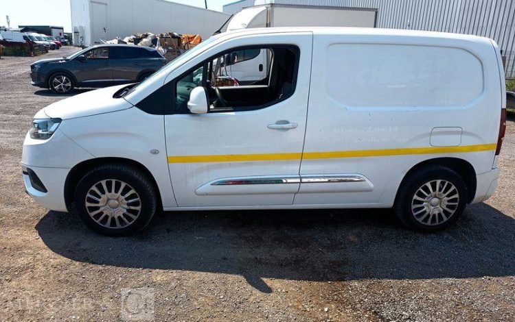 TOYOTA PROACE CITY  FZ-373-FY