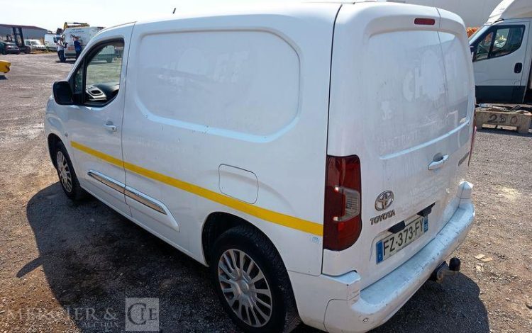 TOYOTA PROACE CITY  FZ-373-FY