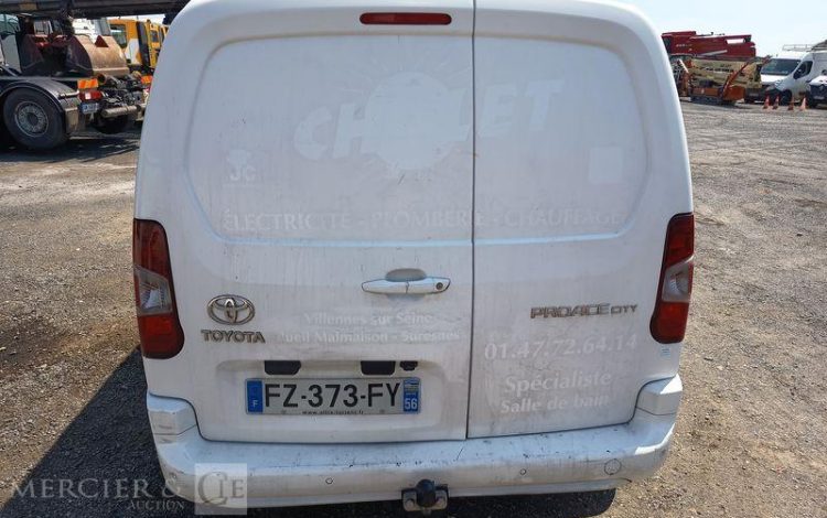 TOYOTA PROACE CITY  FZ-373-FY