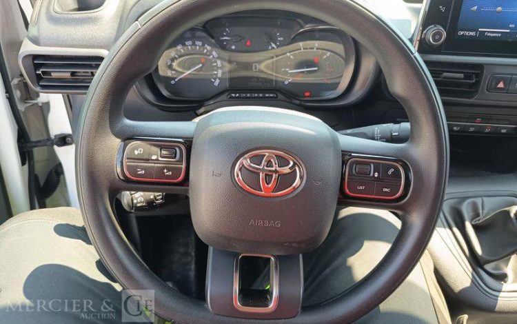 TOYOTA PROACE CITY  FZ-373-FY
