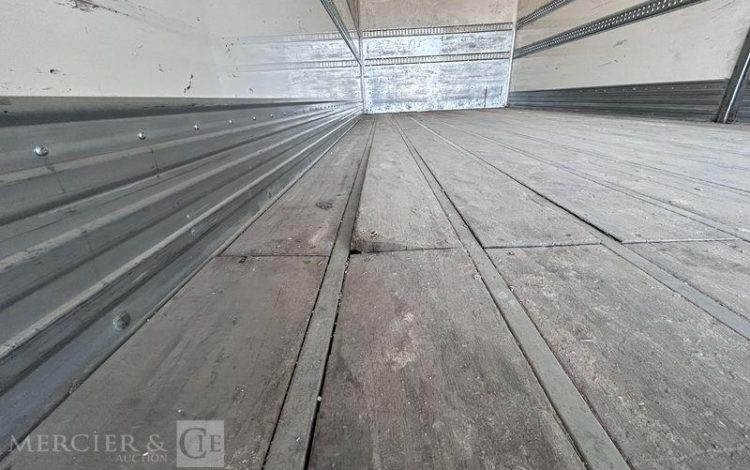 MERCEDES ACTROS 1833 CAISSE HAYON BVA VERT FZ-728-AD