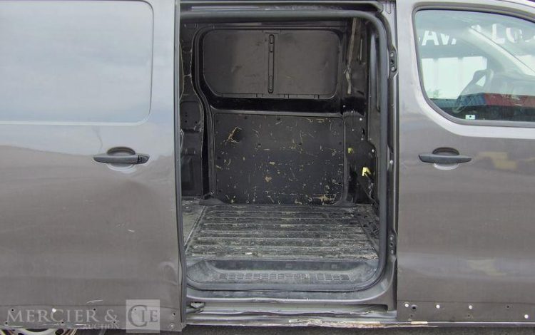 OPEL VIVARO FG 1.5D 120ch PACK CLIM GRIS FZ-789-NJ