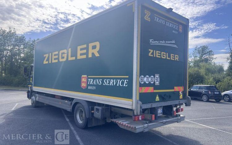 MERCEDES ATEGO 1324 CAISSE HAYON VERT FZ-836-NN