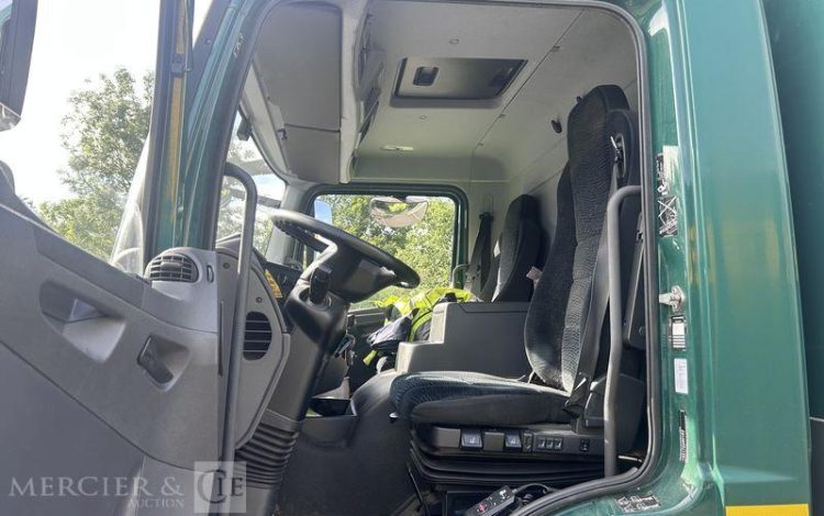 MERCEDES ATEGO 1324 CAISSE HAYON VERT FZ-836-NN