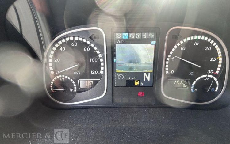 MERCEDES ATEGO 1324 CAISSE HAYON VERT FZ-836-NN
