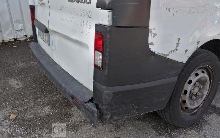 RENAULT TRAFIC – BATTERIE A REVOIR BLANC GB-134-XX