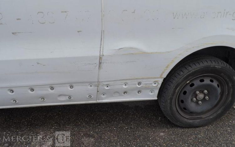 RENAULT TRAFIC – BATTERIE A REVOIR BLANC GB-134-XX