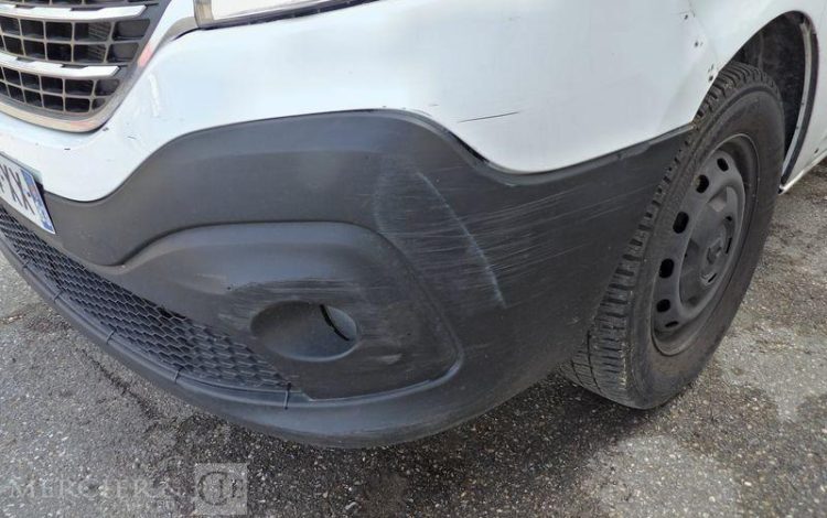 RENAULT TRAFIC – BATTERIE A REVOIR BLANC GB-134-XX