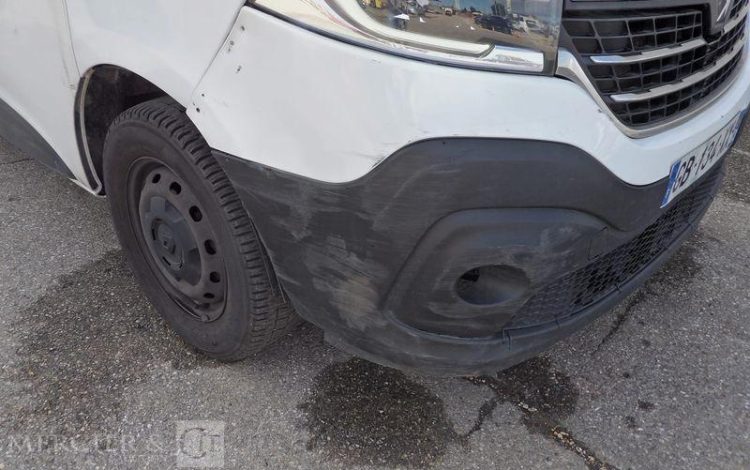 RENAULT TRAFIC – BATTERIE A REVOIR BLANC GB-134-XX