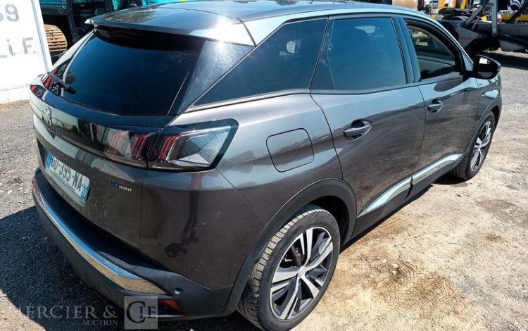 PEUGEOT 3008 ALLURE HYBRID GRIS GD-395-NA