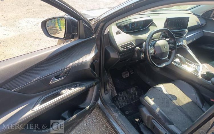 PEUGEOT 3008 ALLURE HYBRID GRIS GD-395-NA