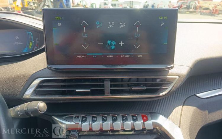 PEUGEOT 3008 ALLURE HYBRID GRIS GD-395-NA