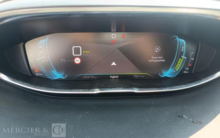 PEUGEOT 3008 ALLURE HYBRID GRIS GD-395-NA