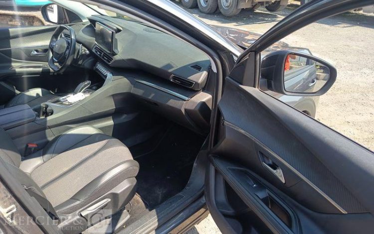 PEUGEOT 3008 ALLURE HYBRID GRIS GD-395-NA